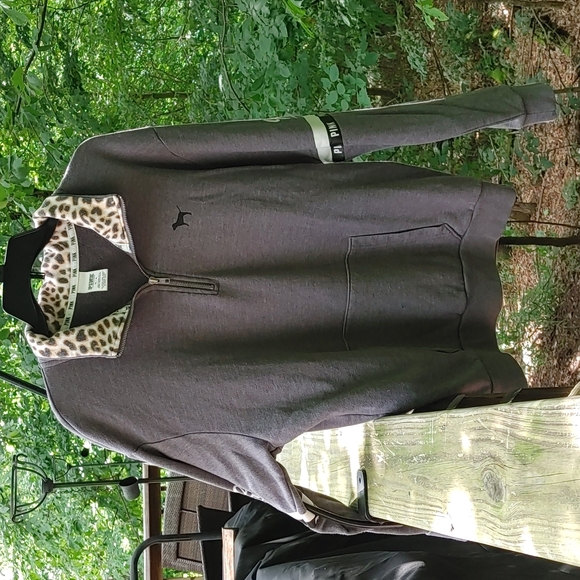 PINK Sweat Shirt - Picture 1 of 4